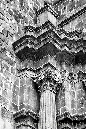 Building Corner Architecture (Peru)