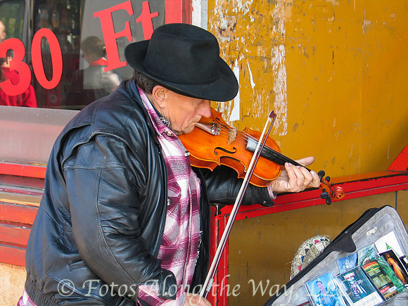 Gypsy Fiddle Player (Hungary)