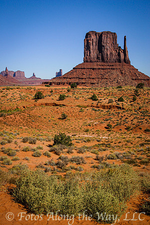 Monument Valley Mitten - Vertical (Arizona)