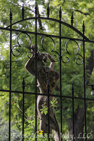 Garden Statue (San Antonio)