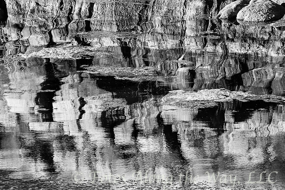 Willow Lake Rock Wall Reflection (Arizona, 2014)