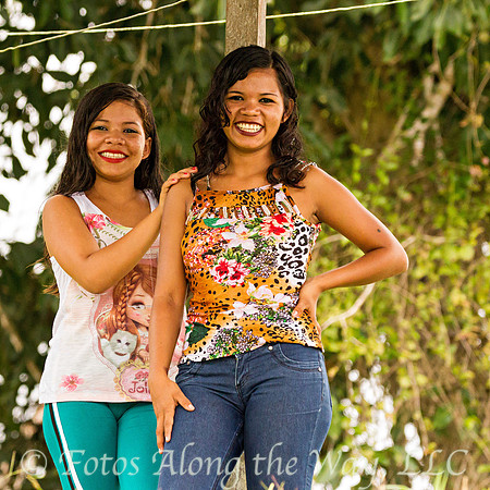 Happy Local Girls (Amazonia, Brazil)