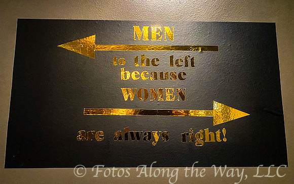 Men & Women Sign (Norway)