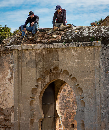 Repairing a Portal Roof (2016)