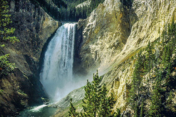 Lower Yellowstone River Falls (Wyoming)