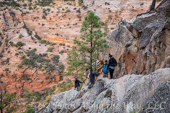 Family Hiking on Hidden Canyon Trail (Utah)