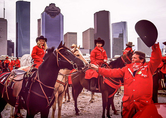 Trailriders Preparing for the Parade (1990)